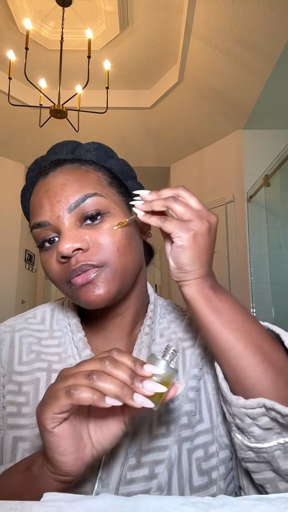Dermaplaning at home!