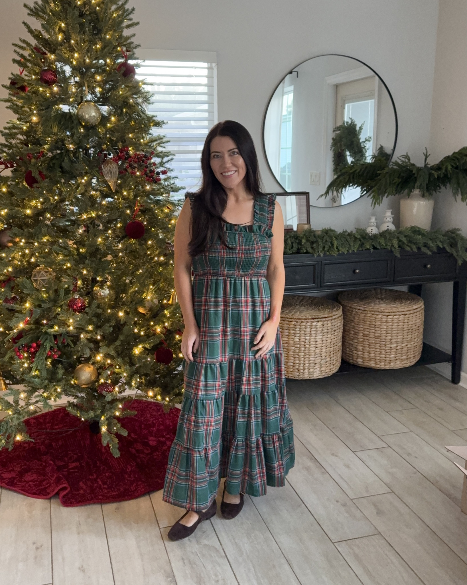 The perfect Christmas Day dress! 



Holiday outfit, Christmas dress, Christmas outfit, holiday dress, easy Christmas outfit, easy holiday outfit, elevated Christmas outfit, Amazon holiday outfit, Amazon Christmas dress, elevated Amazon Christmas outfit

#LTKHoliday #LTKSeasonal #LTKootd