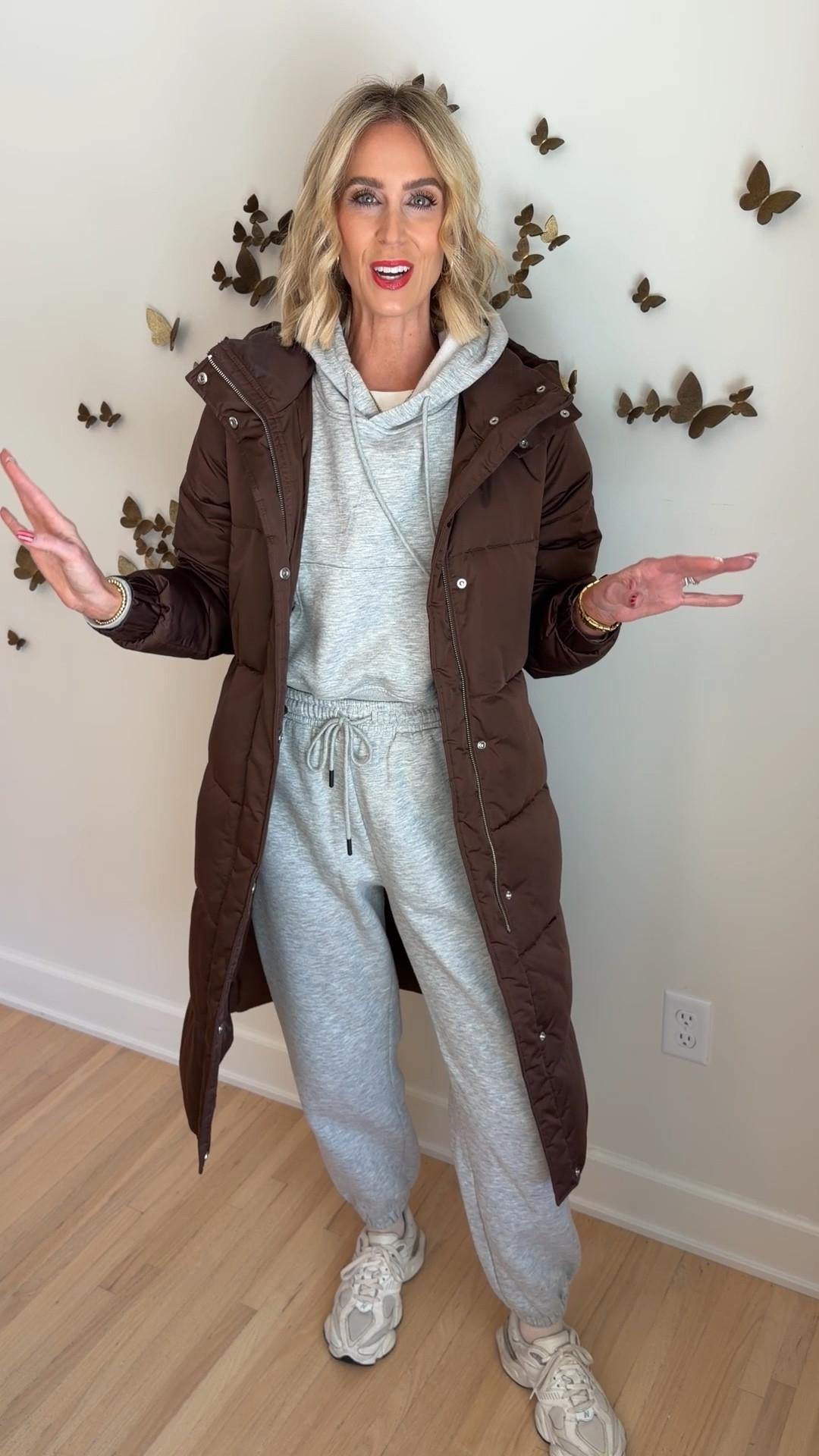 Love this Amazon sweatsuit!! Linking similar brown puffer coats. Mine is from a couple years ago 