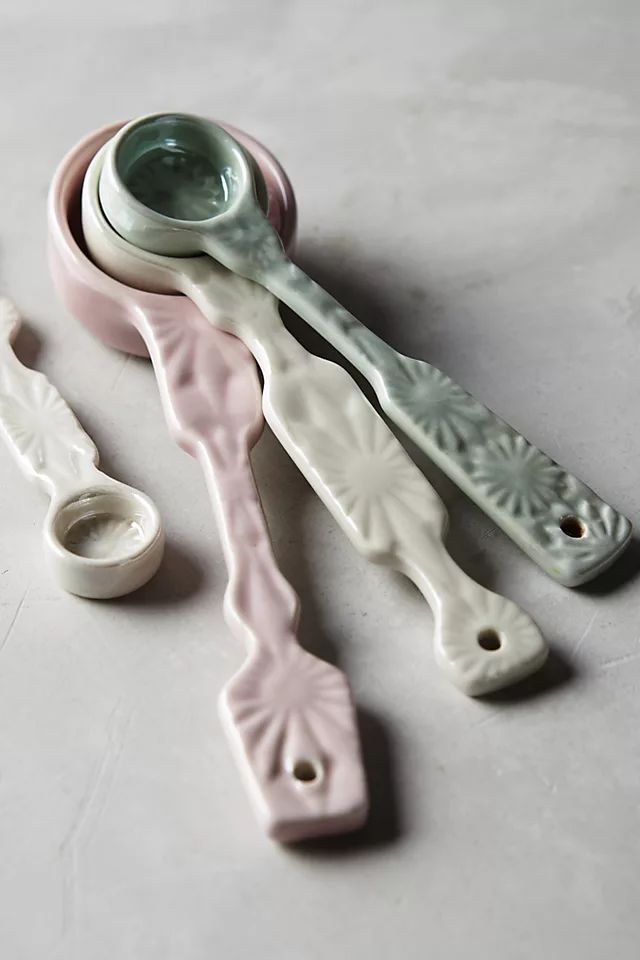 Raised Bloom Measuring Spoons, Set of 4 | Anthropologie (US)