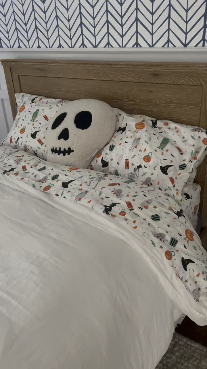 Kids Halloween sheets 

Halloween home decor 

#LTKKids #LTKHome #LTKFindsUnder100