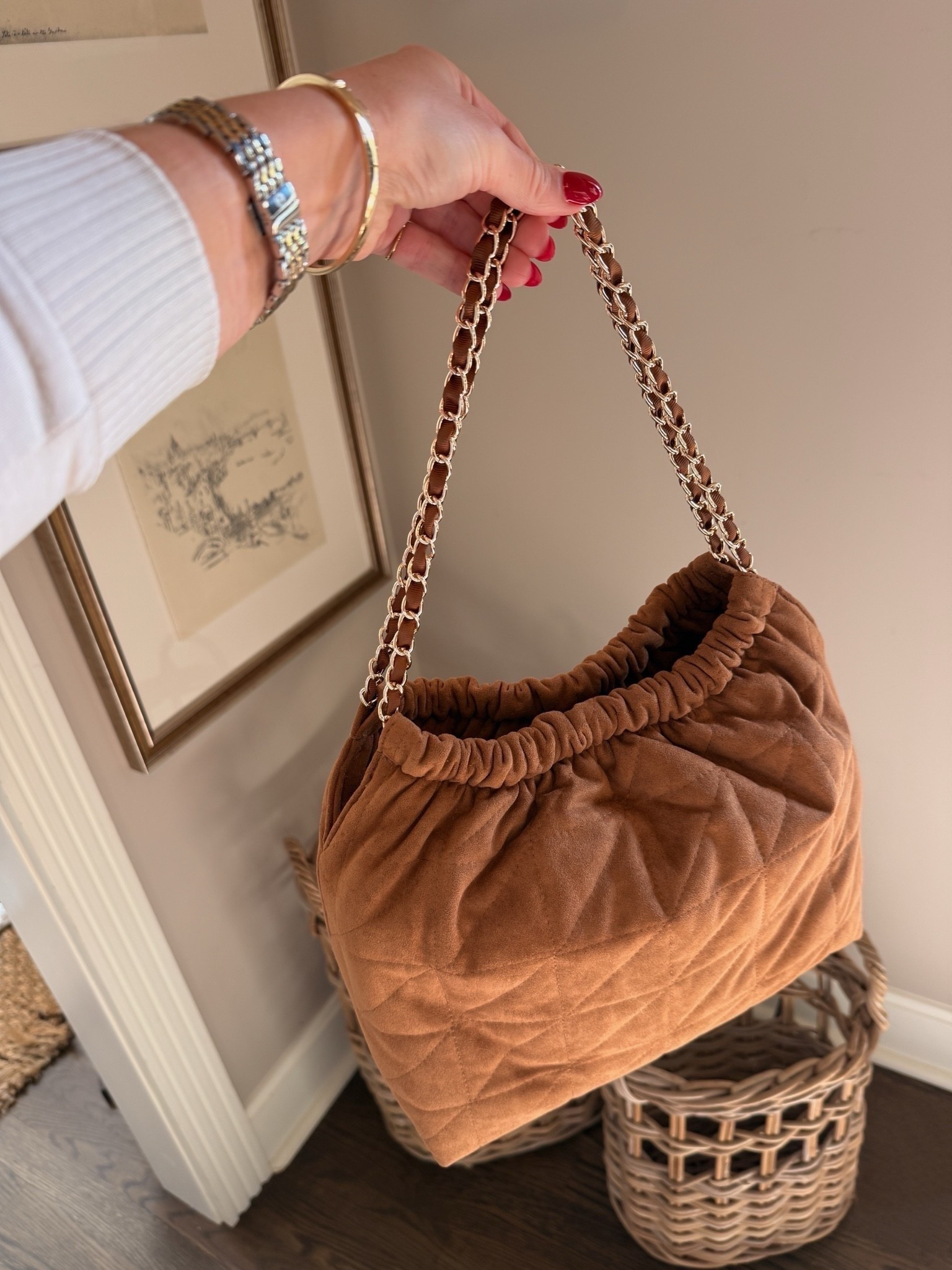 This Target bag is SO good for fall! Under $30 🙌🏼🍁

new arrivals, target finds, suede tote, purses, fall bag, fall outfits, Amanda West, almost_readyvblog

#LTKSeasonal