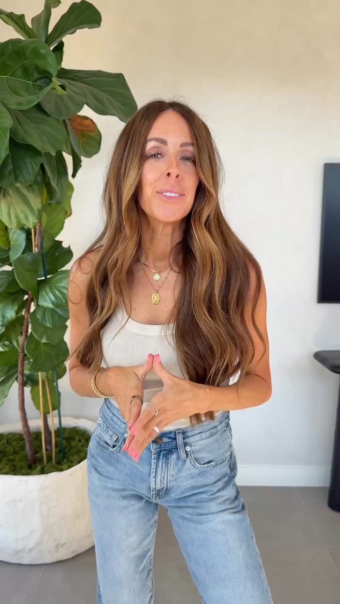 Best spring tank top! Also linked the Pistola jeans, they are the Bowie color and I cut the bottoms to fray them!

Spring fashion, spring tank top, trendy fashion

#LTKSeasonal #LTKootd #LTKmomlife