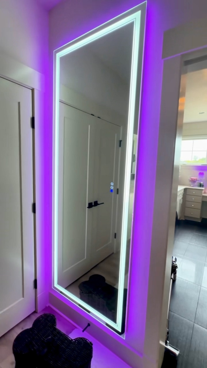 Color changing mirror
#Mirror #ClosetMirror #Closet #ContactCreator  

#LTKHome #LTKVideo