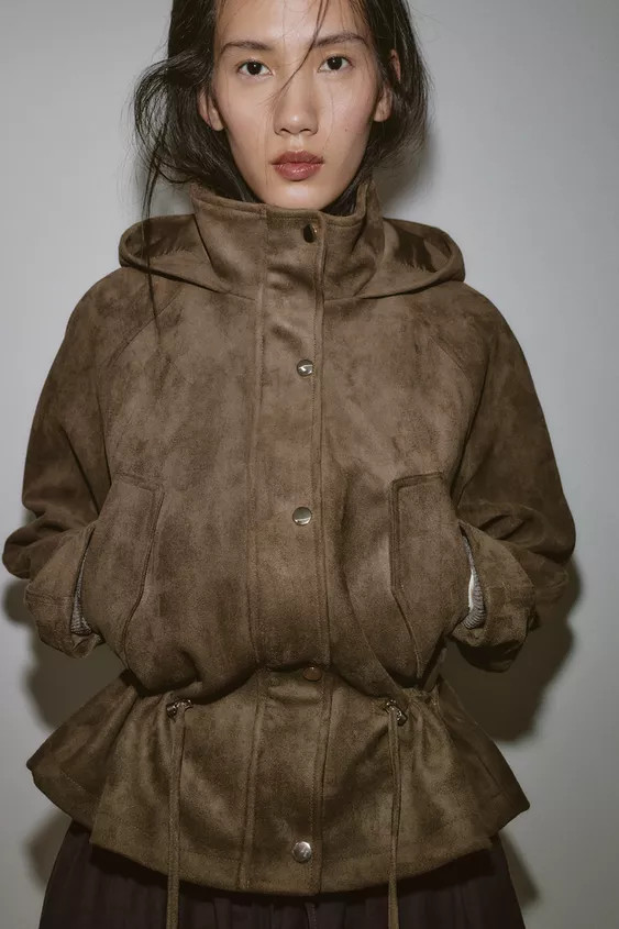 GIUBBOTTO EFFETTO SCAMOSCIATO CON CAPPUCCIO | Zara IT