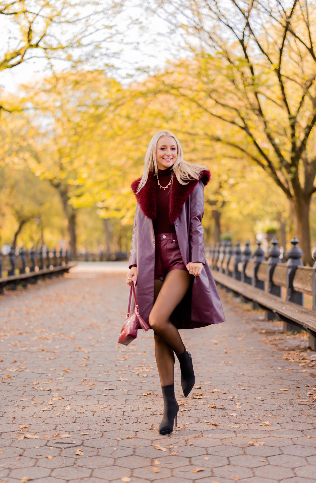 burgundy red fall outfit
