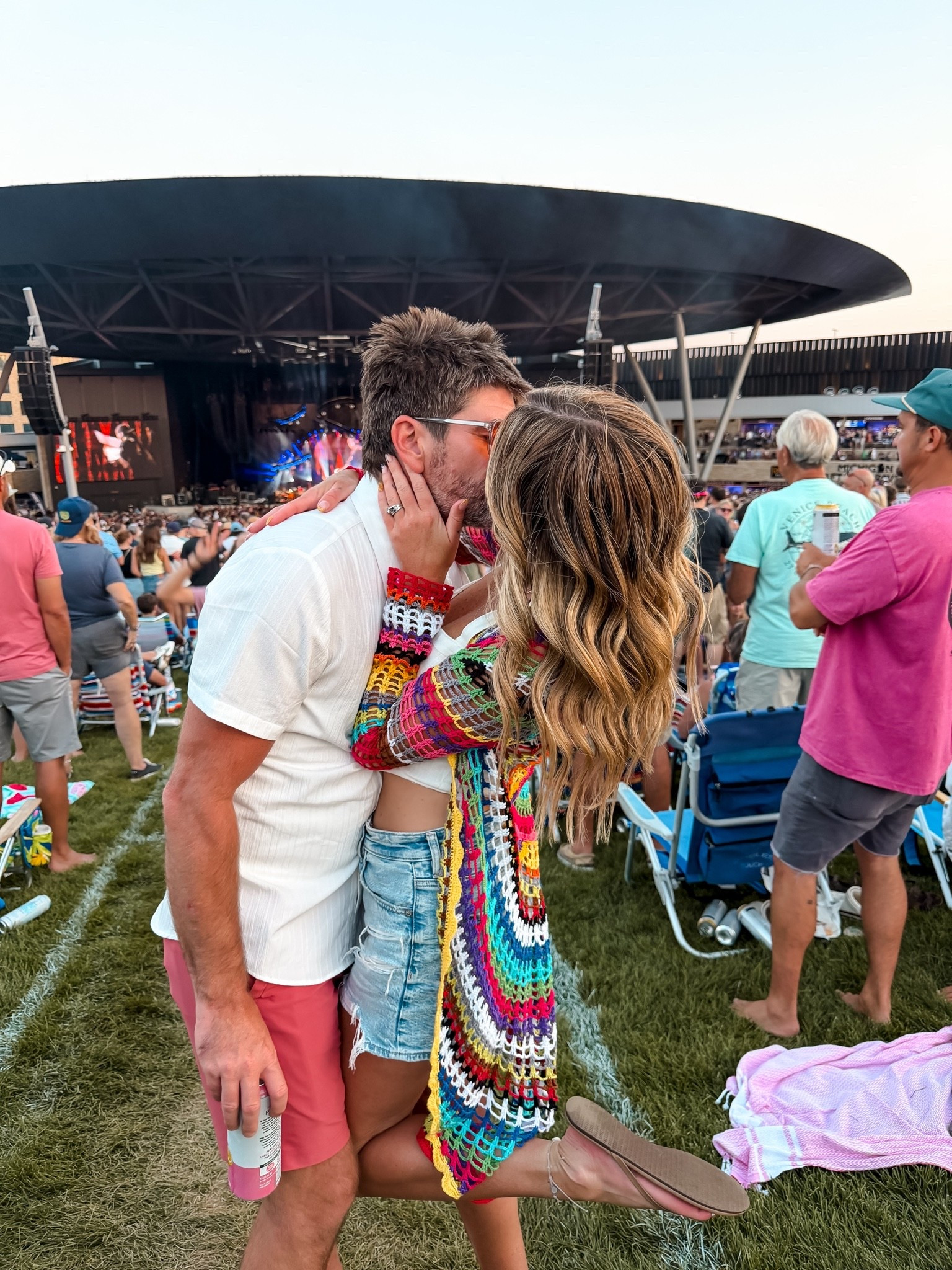 Summer concert style 
Festival season
Outfits for live music