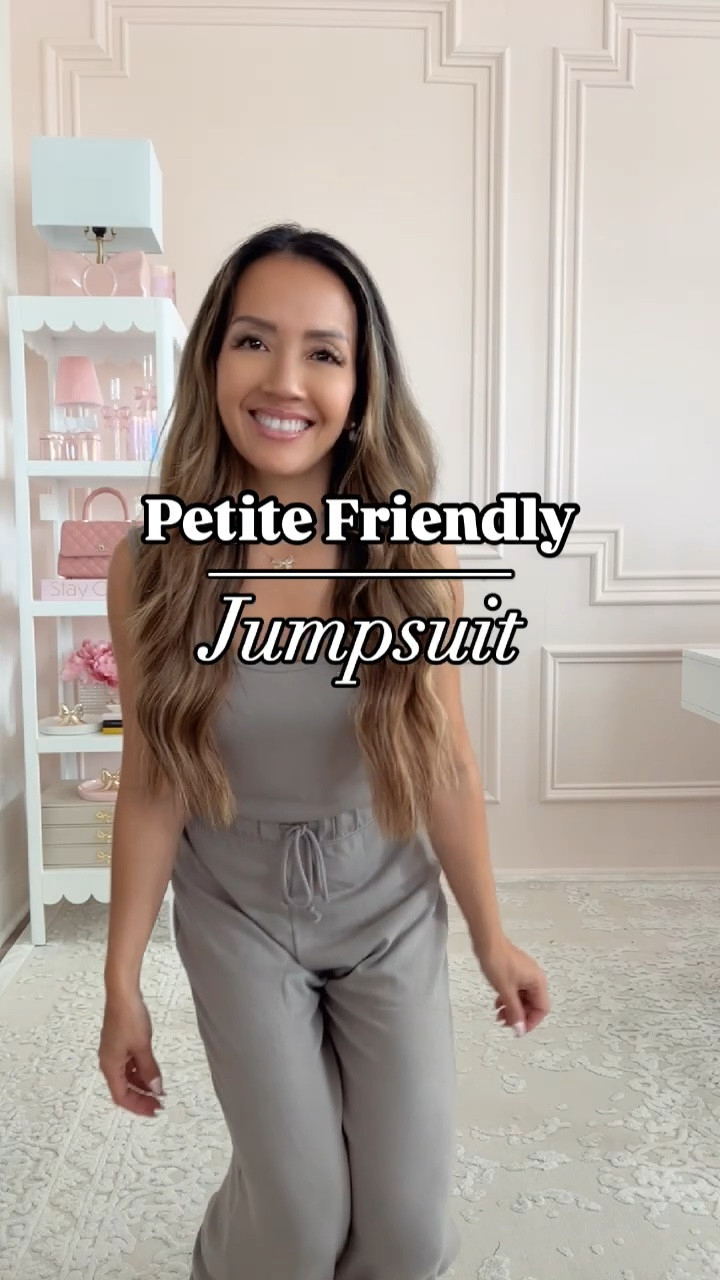 This petite friendly jumpsuit is so soft and comfy! 

Wearing size XXS Petite 


#LTKFindsUnder100 #LTKVideo #LTKFallSale