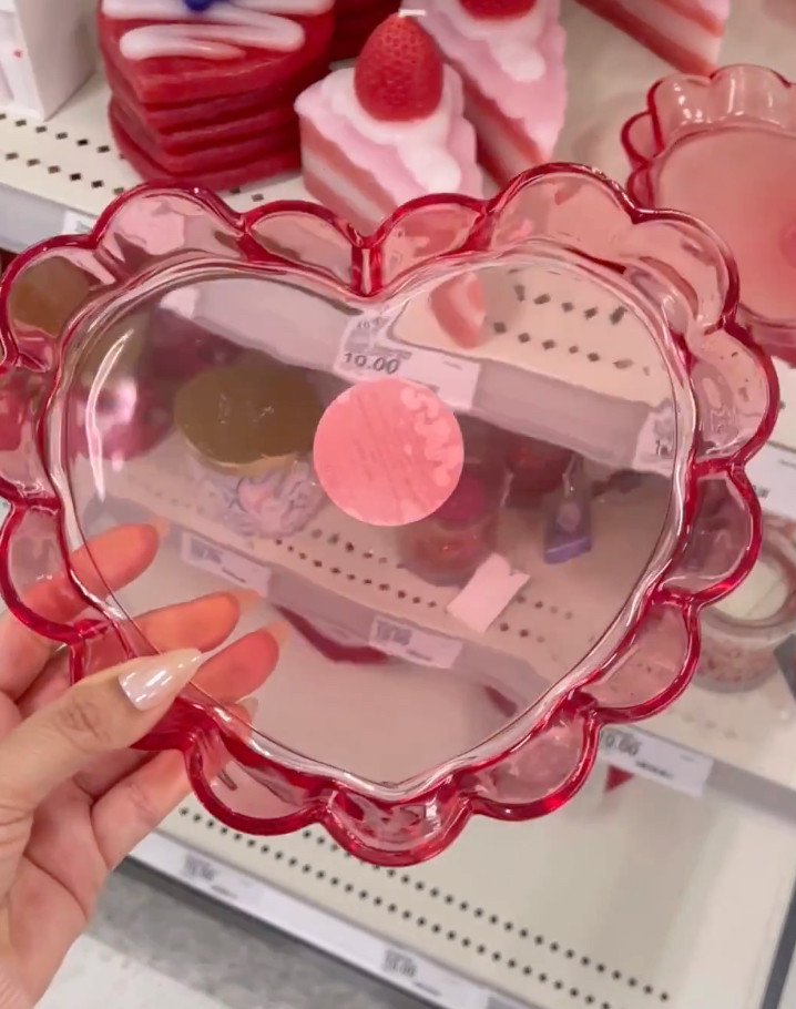 Setting the mood with this cute Valentine’s Day tray! 💘✨ Perfect for serving up sweet treats and spreading love this season. #ValentinesDay #ValentinesDecor #HolidayVibes #LTKhome #LoveSeason #HomeDecor #ValentinesTray #TableSetting #ShopMyLook 

 #LTKSeasonal #LTKHome #LTKParties