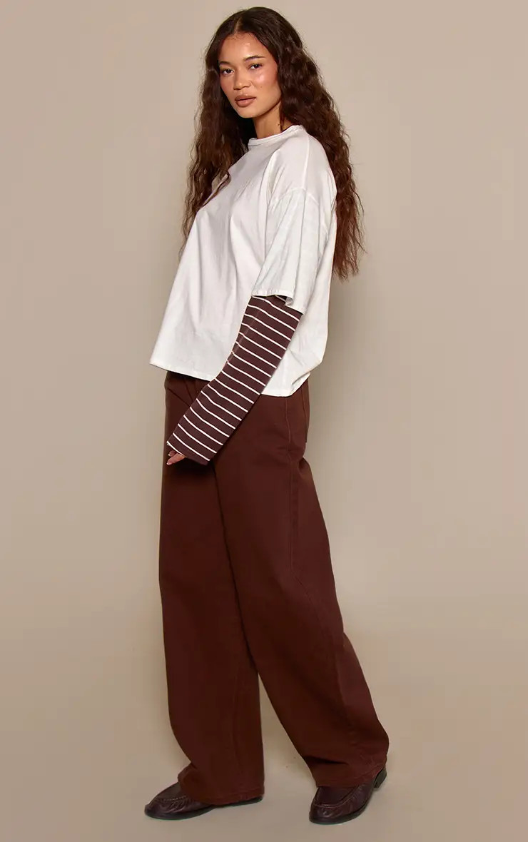 Chocolate Low Rise Barrel Jeans | PrettyLittleThing | PrettyLittleThing UK