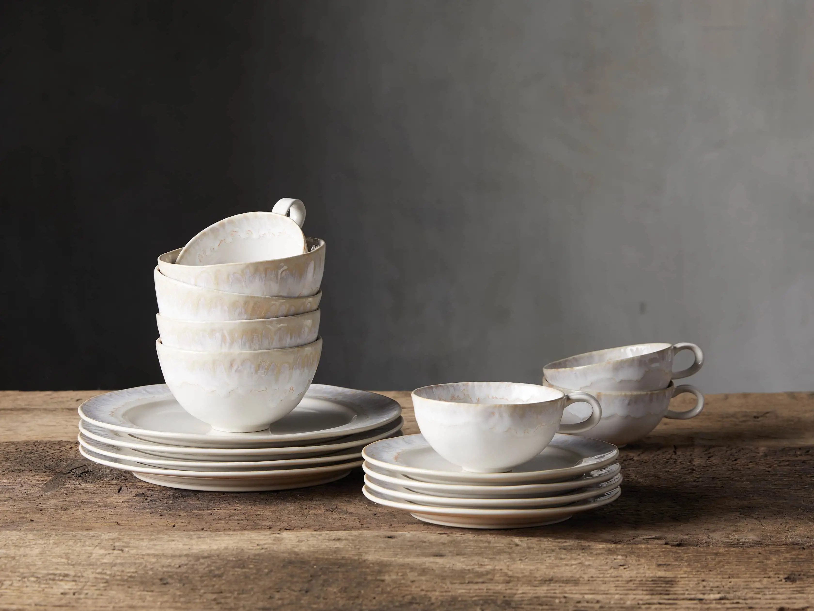 Bela Dinnerware (Set of 16) | Arhaus