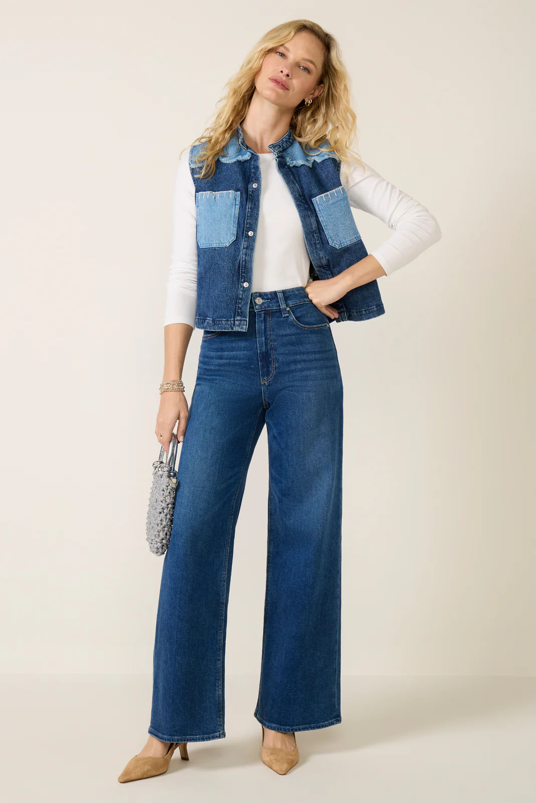 PAIGE Women's Anessa Wide Leg 31' Jean, Size 24, Blue | Evereve