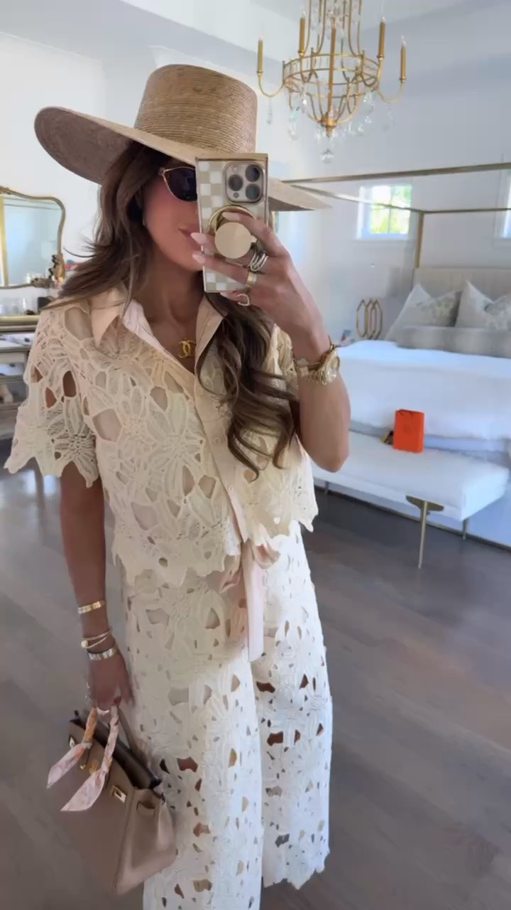 This Amazon set is the perfect summer outfit! I’m wearing size medium! 

Summer outfits, Amazon finds, Amazon fashion, Gemme Beauty, Emily Gemma

#LTKootd #LTKgrwm #LTKdayinmylife