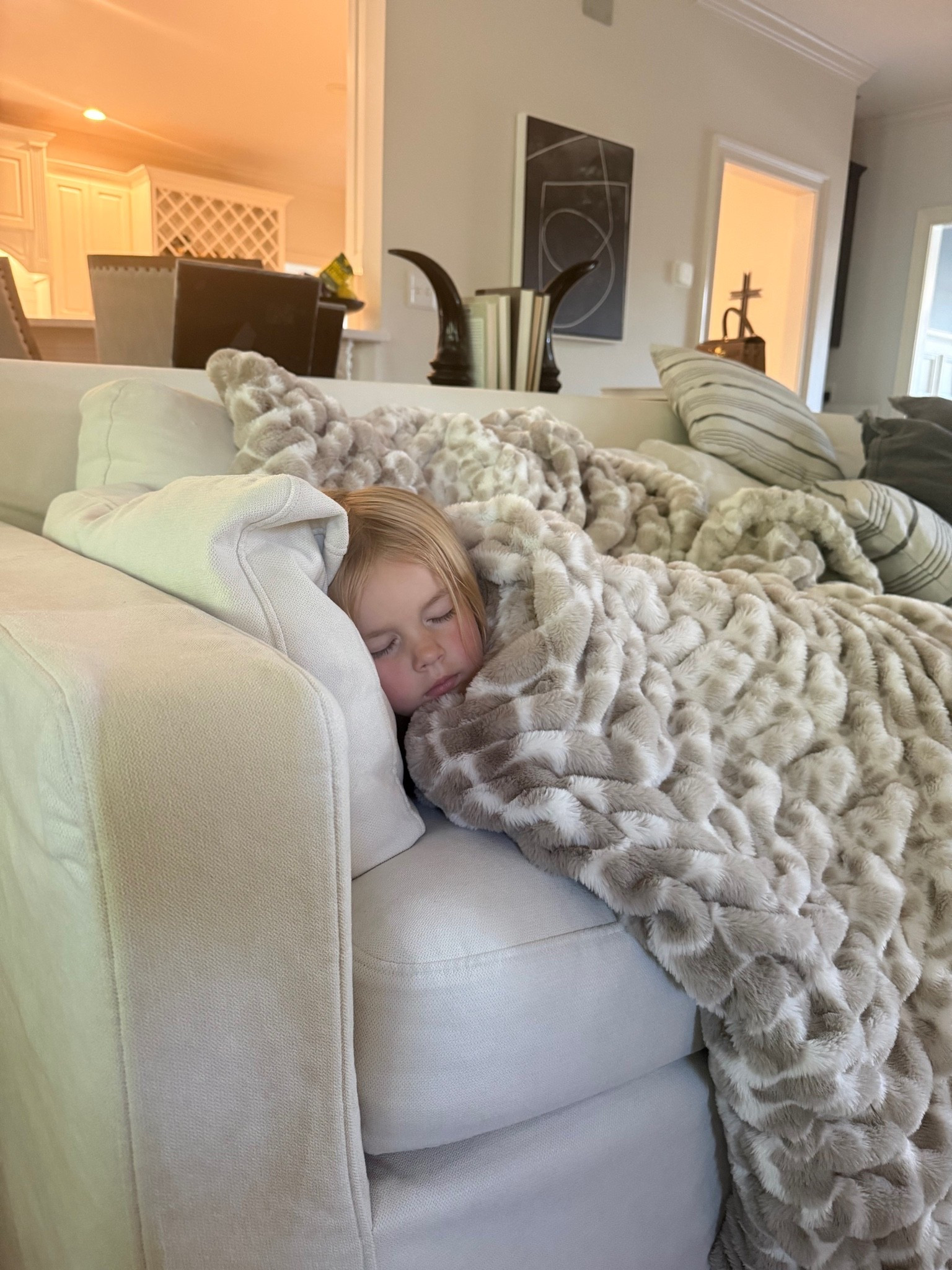 Everyone loves a Lola blanket 🥹🫶🏼 We keep the large sizes in the living room and have an XL on our king size bed. Use code AYLA50 for 50% off + a $50 gift card + free shipping. 🩷

#LTKSaleAlert