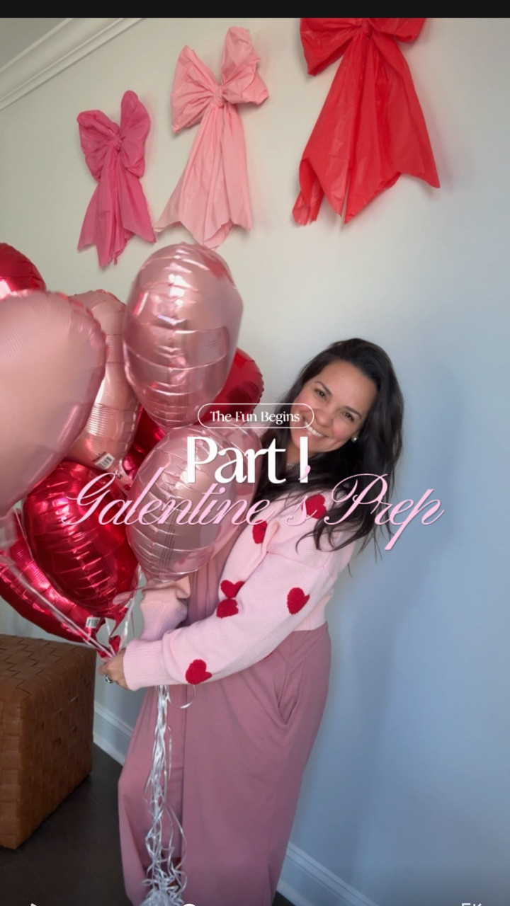 Galentine’s night Prep - Part I 💕
This year, we’re decorating wood brushes using paint and the most beautiful dried floral stickers.
Come back to see how I decorate mine and all the food we’re having, you don’t want to miss it!

#foryoupage #galentinesparty #galentinesday❤️ #galentinespartyideas #galentinesbrunch