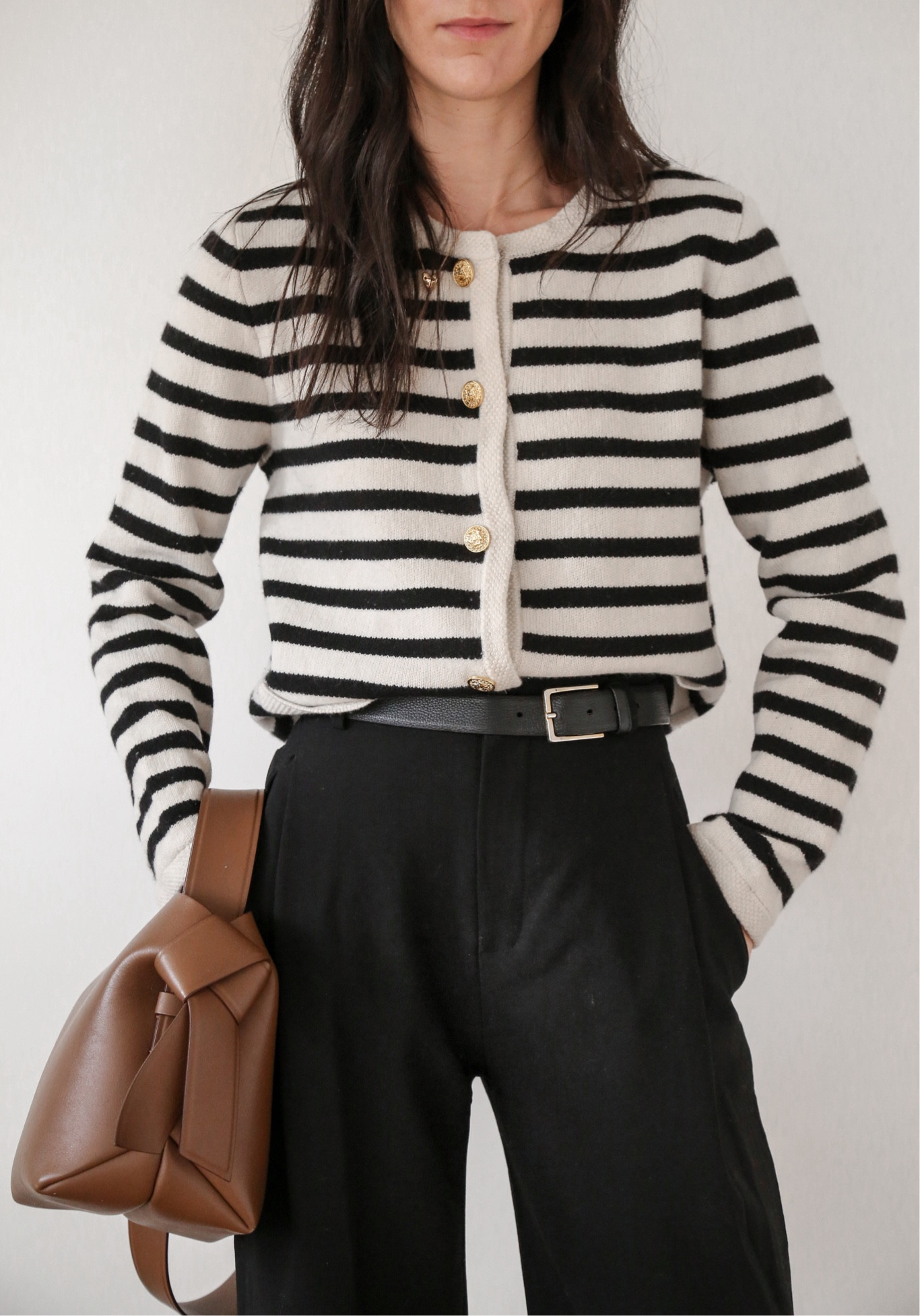 Wearing knit in size M (sized up - 25% off with JAMIE25), belt in size 70 and trousers in size XS

#LTKSale #LTKFind #LTKaustralia