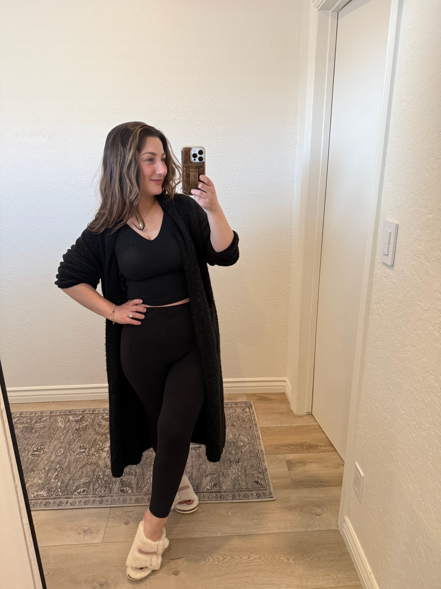 Petite activewear! 

Vneck cropped sports bra size small 

7/8 leggings size small petite

Long cardigan almost sold out, linked similar! 

5'0" 145lbs

#LTKPetite #LTKFindsUnder100 #LTKActive