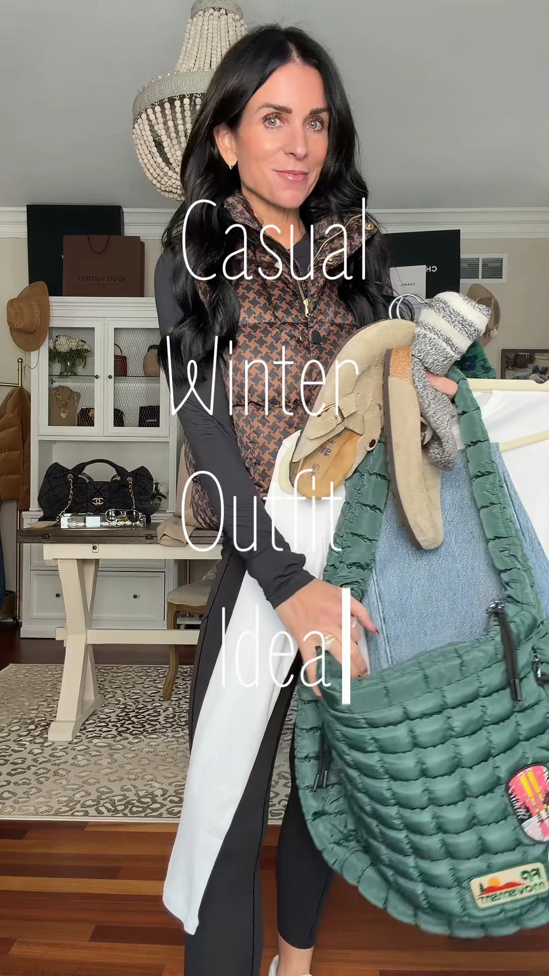 Love this comfy look!
Wearing an XS tee
Medium fleece
25 denim 

#LTKootd #LTKHoliday #LTKFindsUnder50