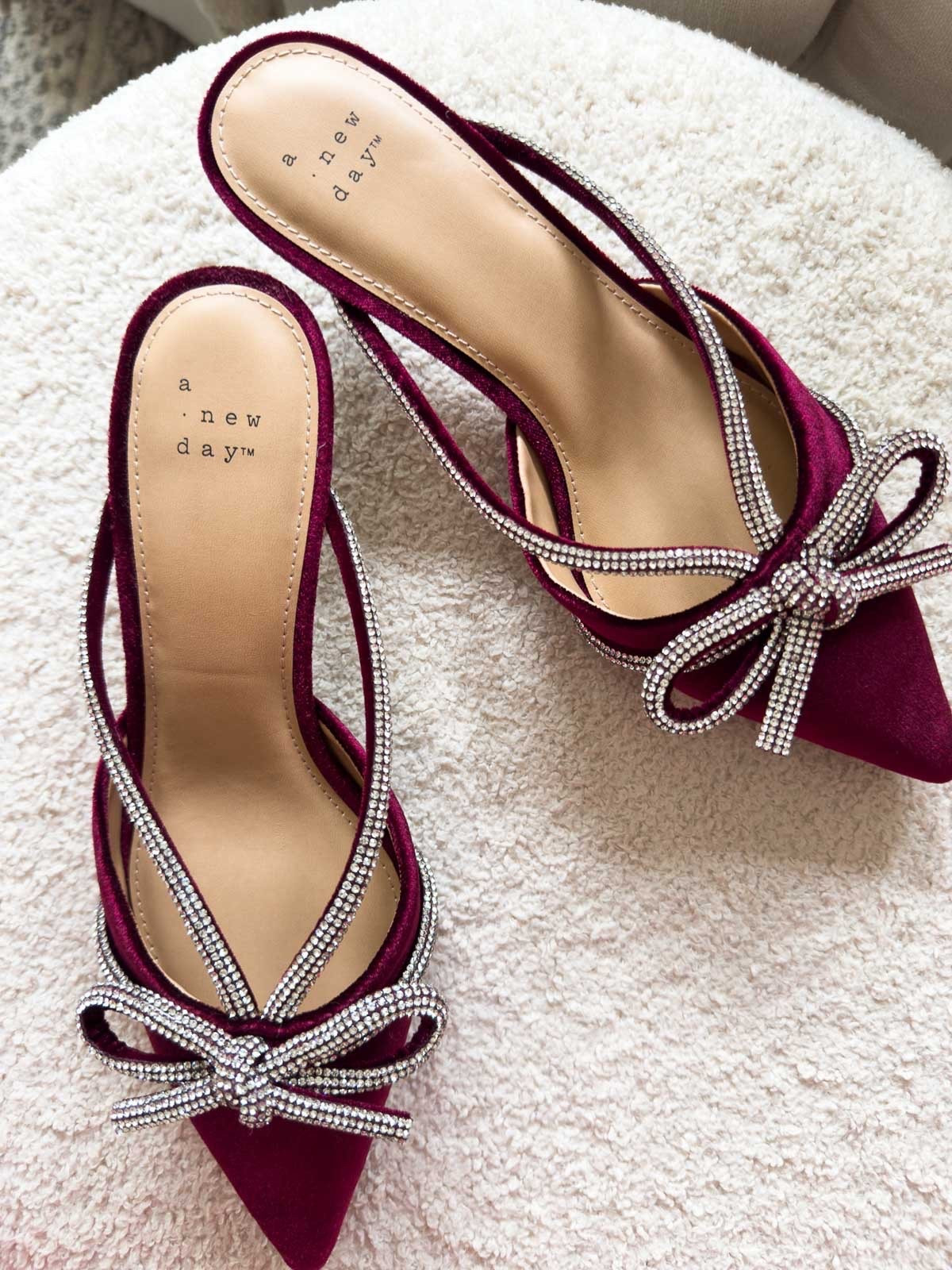 These burgundy kitten heel slides are the perfect dressy shoe to wear during the holidays. Plus, they are 50% off today! dress shoe party shoes Christmas party date night outfitt

#LTKCyberWeek #LTKSaleAlert #LTKHoliday