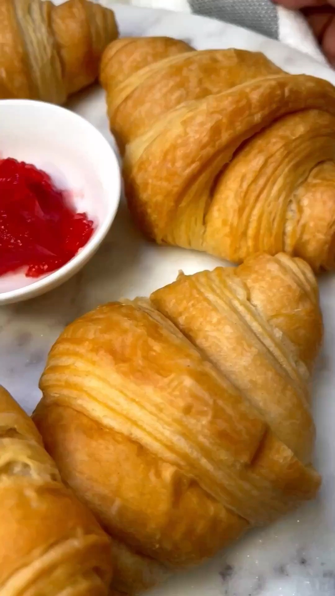 Secretsofyve: Do you know you can order fresh croissants 🥐 @williamssonoma ? 
#Secretsofyve #ltkgiftguide
Always humbled & thankful to have you here..
CEO: PATESI Global & PATESIfoundation.org
 @secretsofyve : where beautiful meets practical, comfy meets style, affordable meets glam with a splash of splurge every now and then. I do LOVE a good sale and combining codes! #ltksalealert #ltku #ltkkids #ltkmens #ltkfoodie #ltkmomlife secretsofyve

#LTKWedding #LTKHome #LTKSeasonal