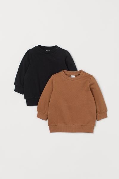 Long-sleeved sweatshirts in soft, organic cotton fabric. Snap fastener on one shoulder (sizes 1 -... | H&M (US + CA)