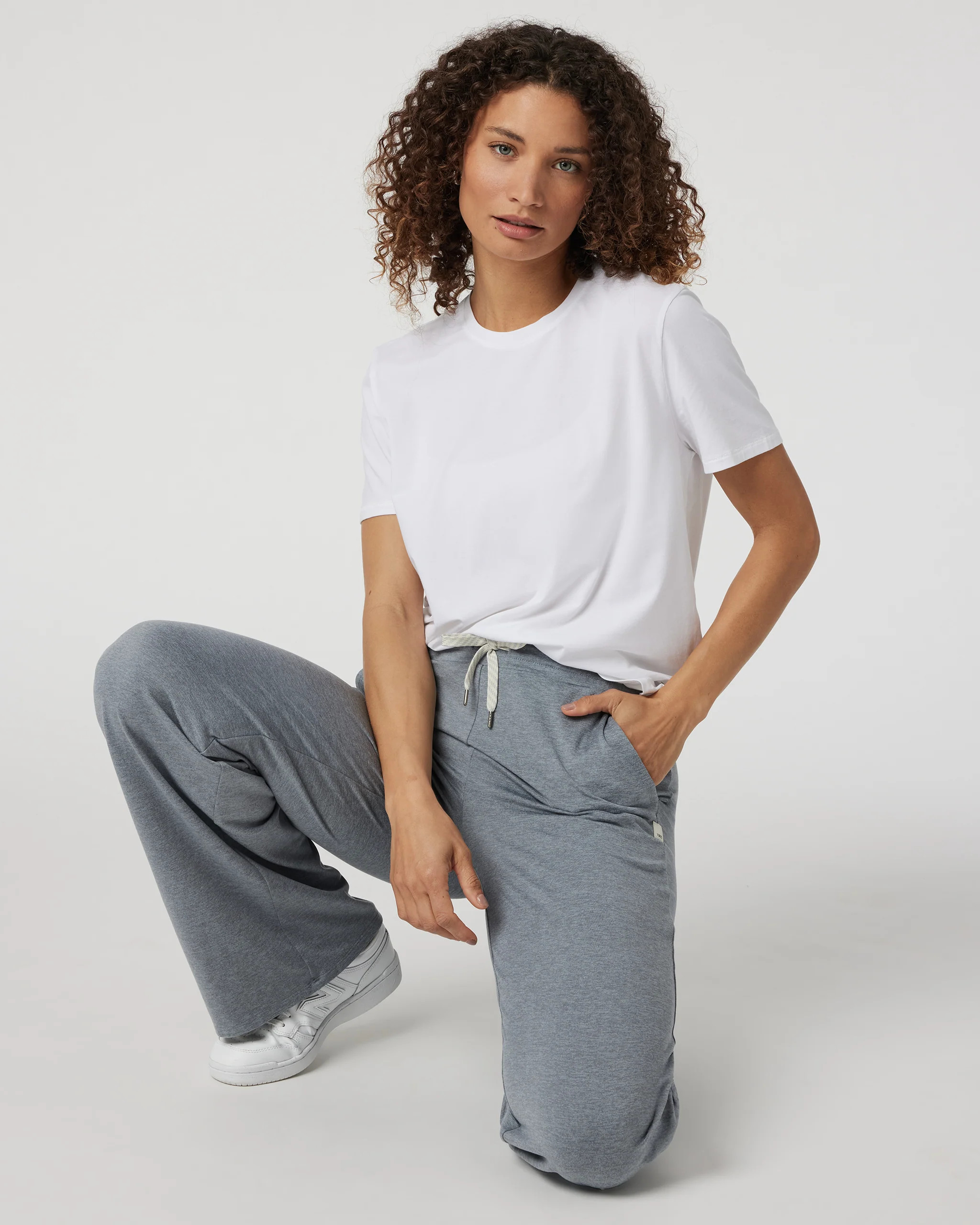 Feather Tee | Vuori Clothing (US & Canada)