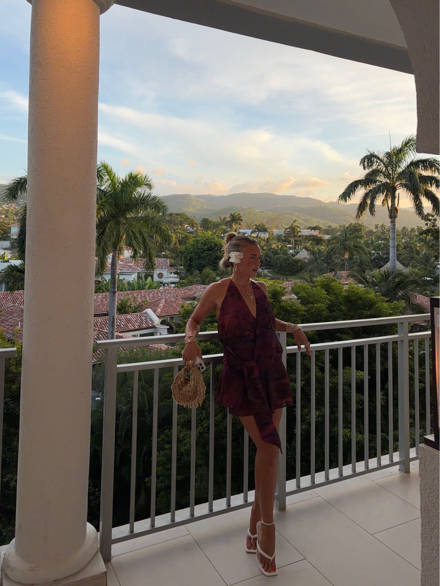 Vacay ootd 🤎 my shoes are OOS, linked similar

#LTKdayinmylife #LTKootd #LTKTravel