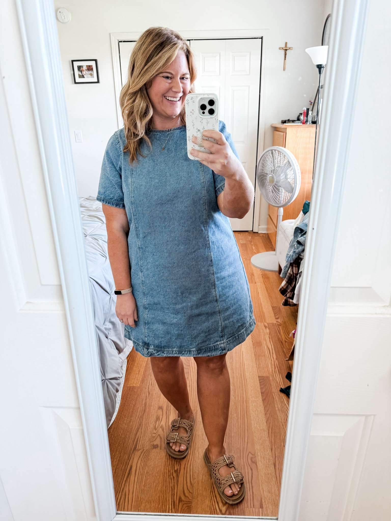 Teacher outfit! Love this denim dress! Wearing an XL petite 

#LTKSeasonal #LTKPetite #LTKMidsize