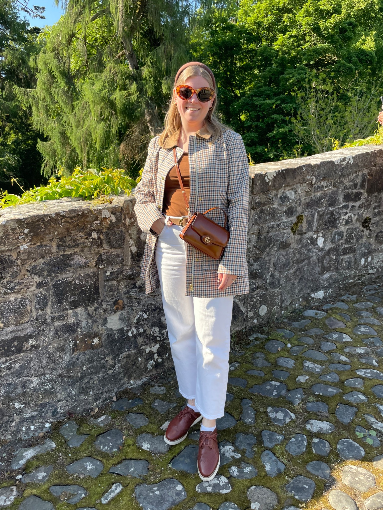 How to style a barn jacket for fall. Plaid barn jackets under $150  