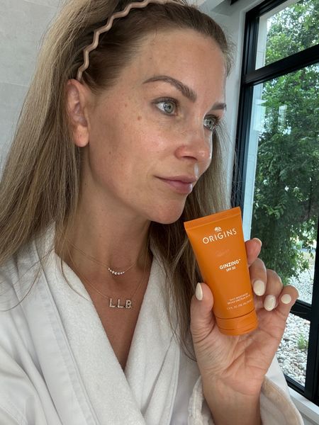 You guys know how passionate I am about my SPF, and this is a new one for our line up ✨ 

You’re gonna love the @origins Ginzing SPF 30 daily moisturizer! It’s a non-oily, lightweight moisturizer with SPF 30. With caffeine derived from coffee beans, hyaluronic acid, Genseng and Vitamin E it helps boost skin’s natural energy, so skin appears healthy, radiant, and revitalized. Get an all-day glow while protecting yourself from harmful UV rays! #Origins #OriginsPartner

#Origins #OriginsPartner @Origins

#LTKFindsUnder100 #LTKSeasonal #LTKFindsUnder50
