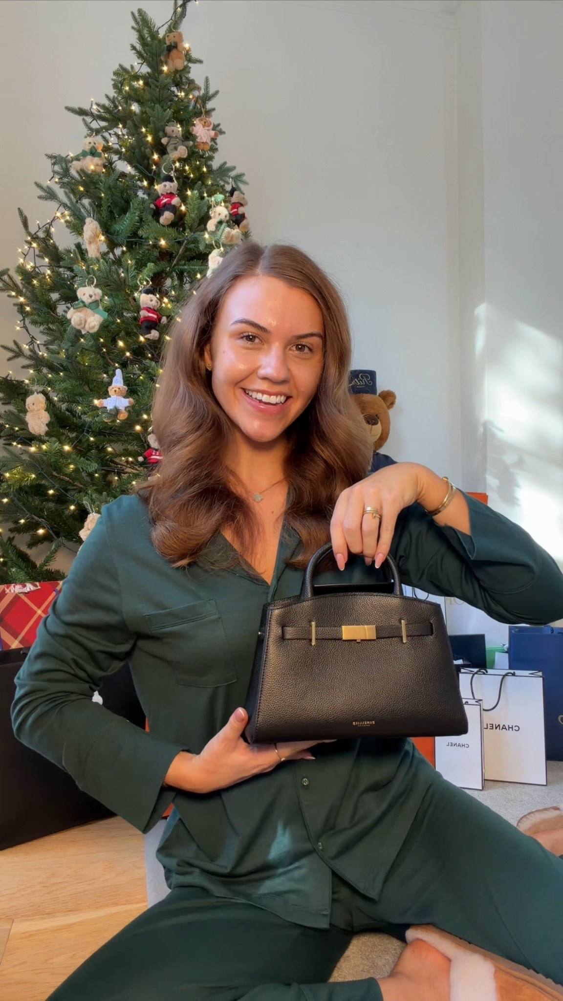 Day - the cutest Demellier bag!! 🖤 

Also linked my fav other Demellier bags xx