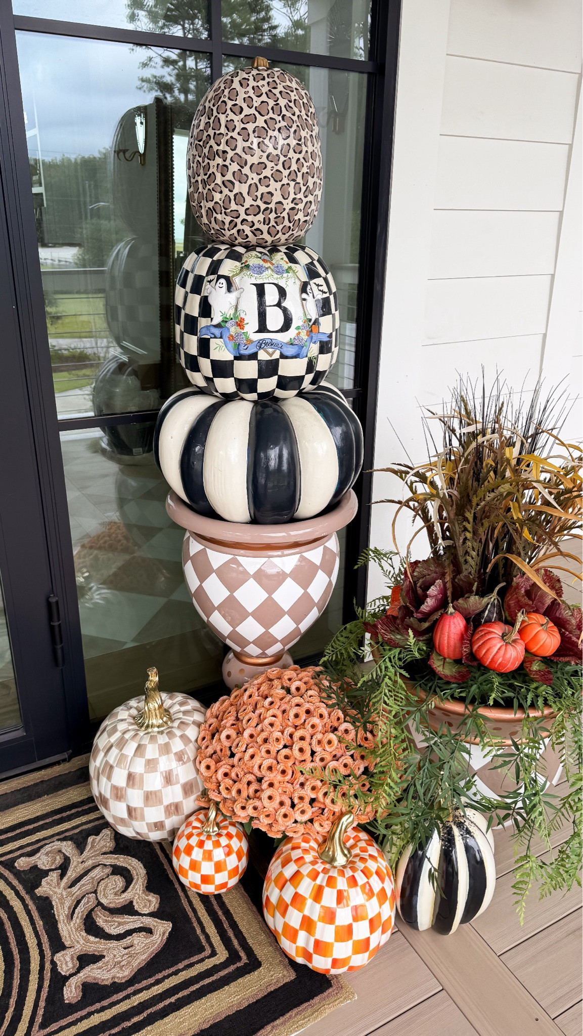 My favorite porch pumpkins! 

 #MCPartner #LTKSeasonal #LTKHome #LTKdayinmylife