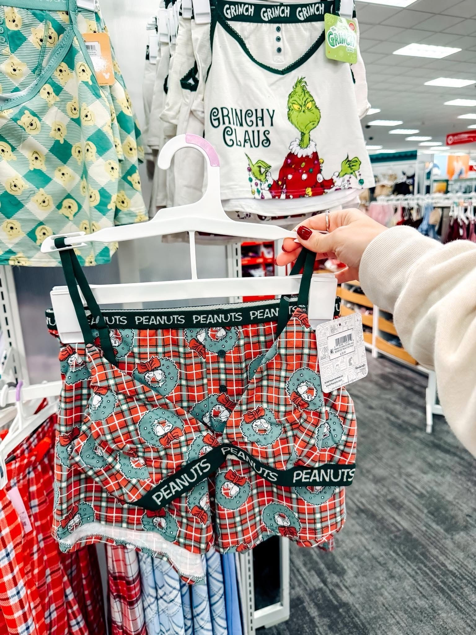 Ahhh this holiday themed snoopy womens pj set is soooo fun cute! I LOVE it 😍😍

#target #targetfinds #womensfashion #womensclothing #snoopy #christmas #seasonal #holidayseason

#LTKGiftGuide #LTKHoliday