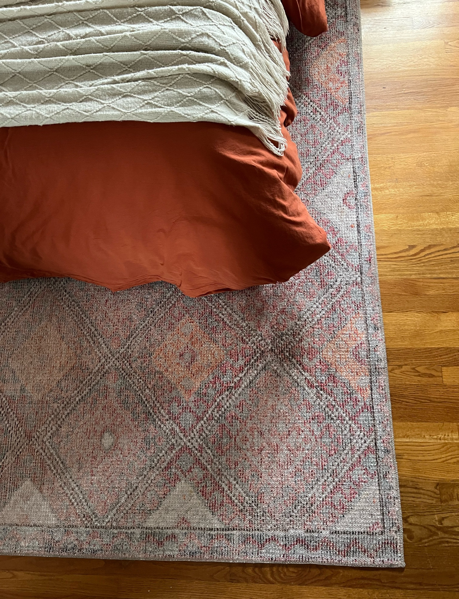Fall revamp in the bedroom. Loving the print and color of this rug!

Amazon finds, Amazon home, rugs, bedroom, fall home

#LTKhome #LTKHoliday #LTKSeasonal