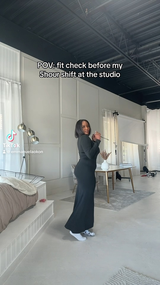 you need this bodycon dress 🖤 #stylyebyemmanuela 

#LTKstyletip #LTKGiftGuide #LTKSeasonal