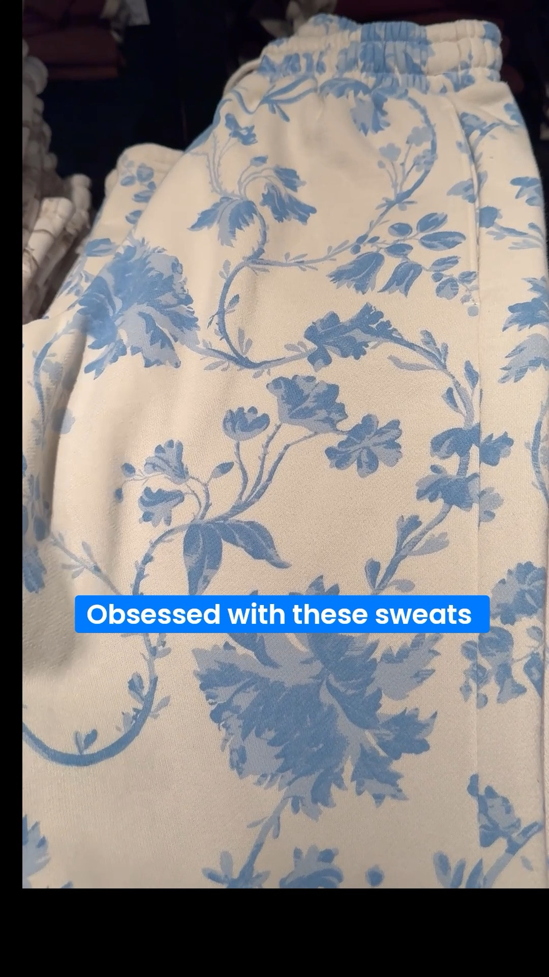 The most gorgeous print, and colors in these Abercrombie sweats! 

Have matching sweatshirts to - make it a set 🥰 the perfect Christmas gift for that cozy, casual, chic girl! 

Abercrombie finds | Abercrombie sweats | womens sweatpants | joggers | camo | casual | everyday | sets | fall outfit | fall finds | gifts for her | travel outfit | lounge outfit | se home style 

#LTKTravel #LTKGiftGuide #LTKFindsUnder100