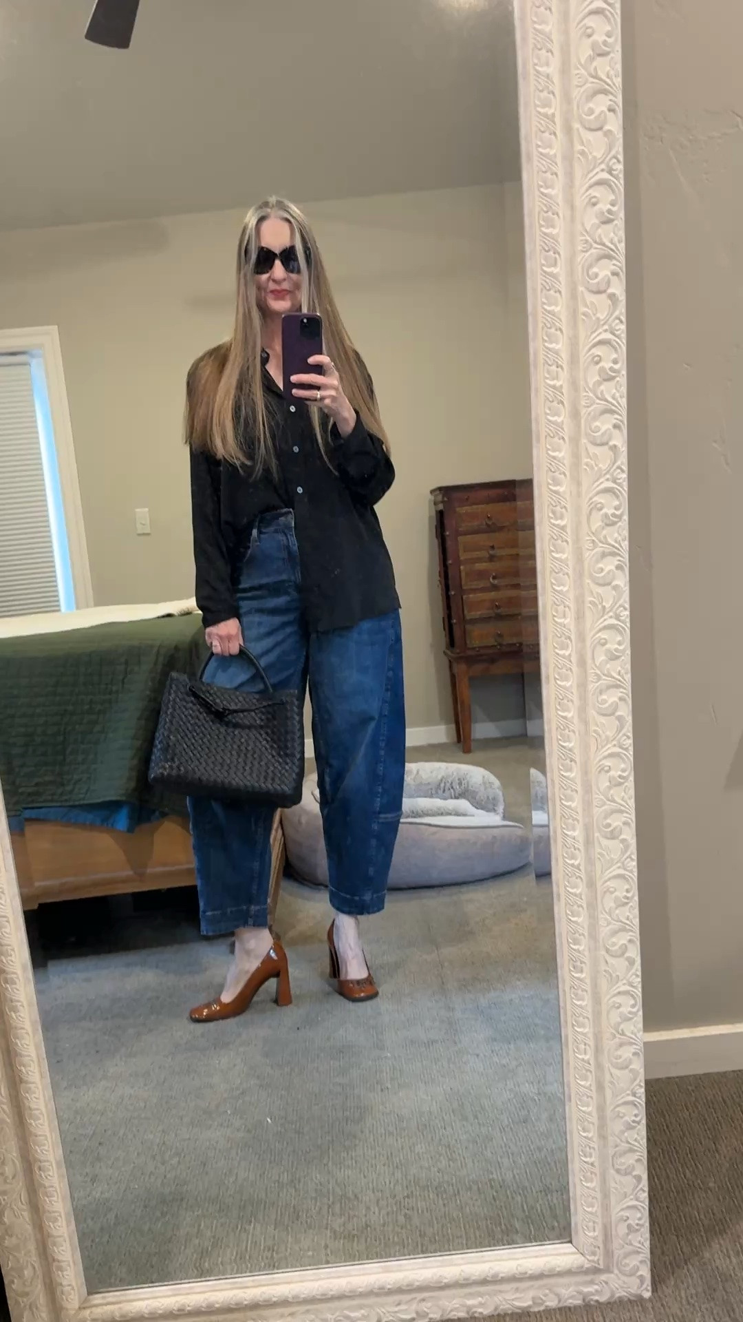 Love these barrel jeans … also wearing vintage Prada shoes (linked a much more comfortable pair) & carrying this cool trendy woven leather bag. #video #barreljeans #minimaliststyle #cool #edgyover40

#LTKdayinmylife #LTKgrwm #LTKootd