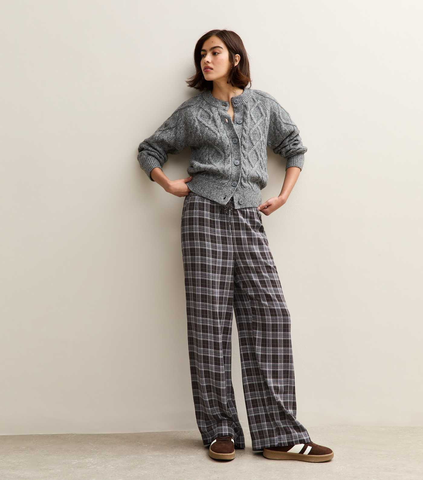Grey Checked Wide Leg Trousers | New Look | New Look (UK)