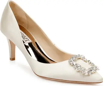 Carrie Crystal Embellished Pump | Nordstrom