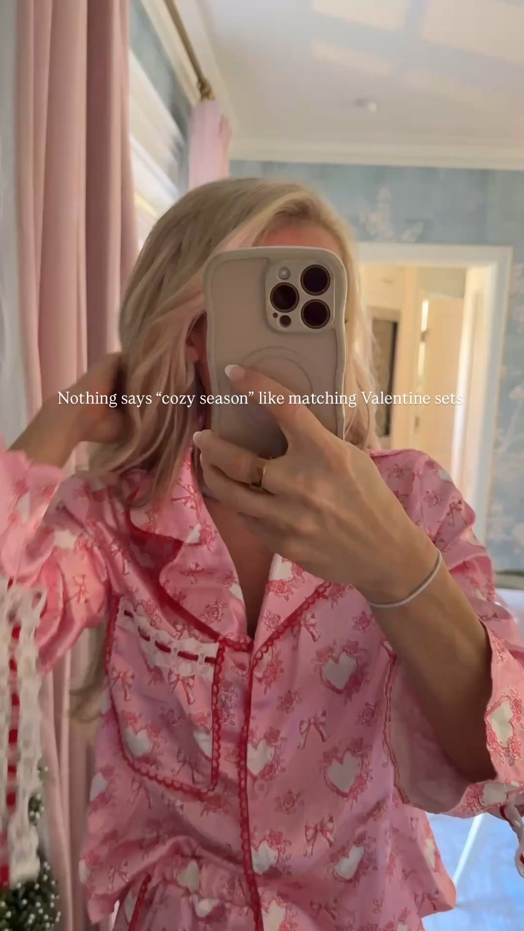 A whole Valentine mood 💕 Give me all the girly, soft, cozy pieces for curling up at home with a good show and a skincare moment.



#valentinefavorites #amazonfashionfinds #cozygirl