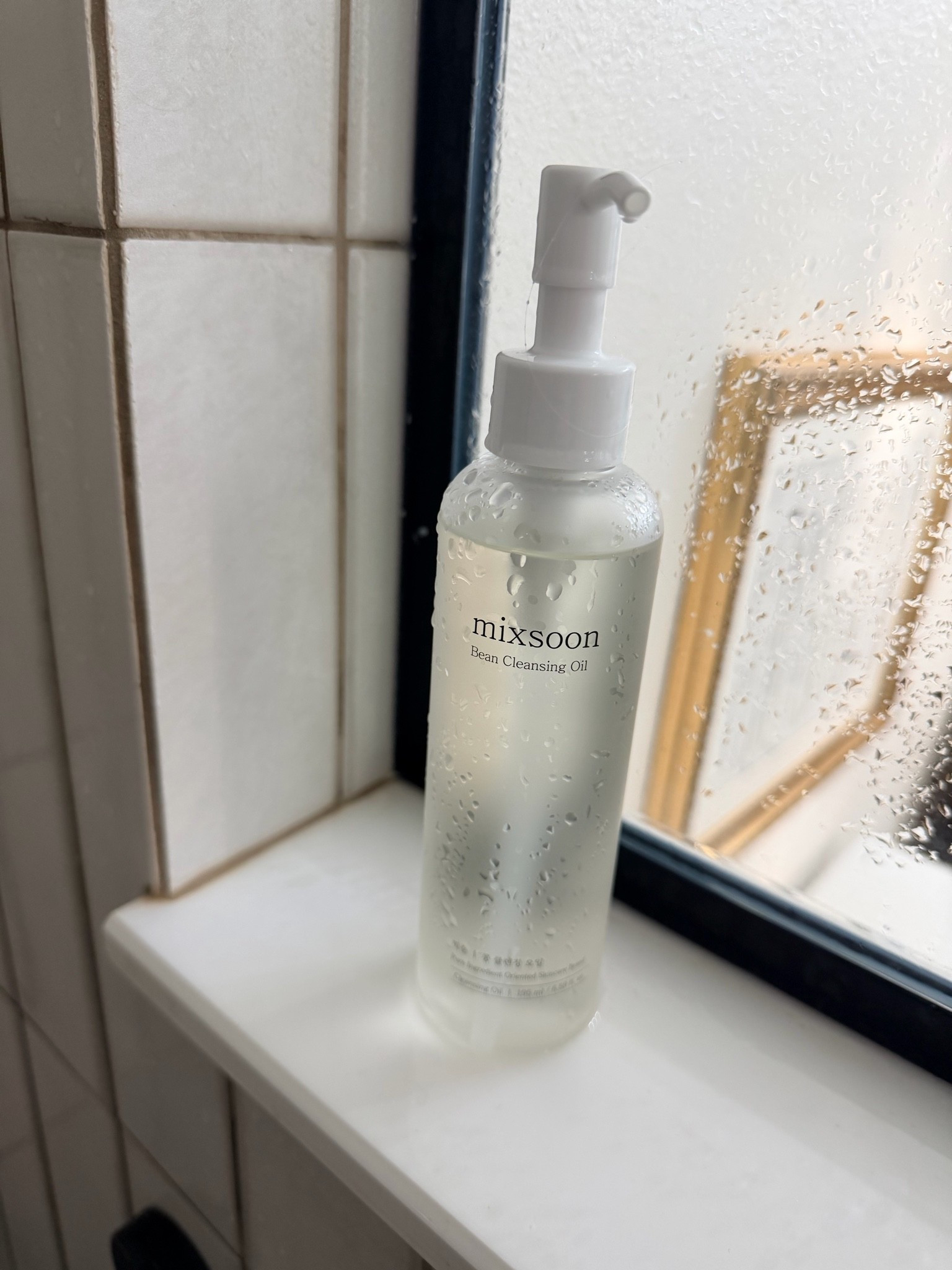 I just bought this @mixsoon cleansing oil and I love it❤️

#LTKmorningroutine