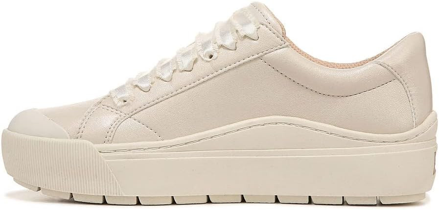 Dr. Scholl's Shoes Women’s Time Off Lace Up Sneaker | Amazon (US)