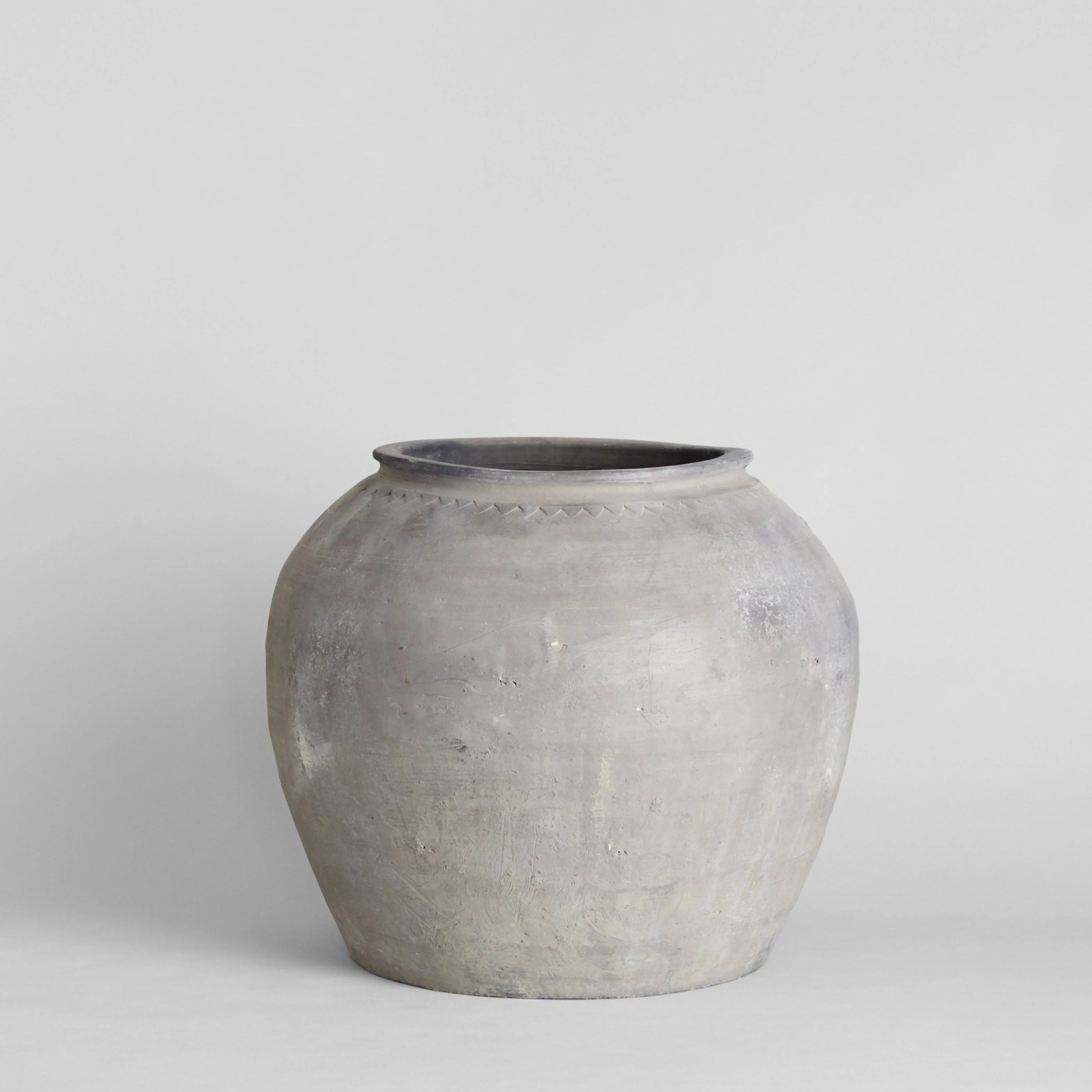 Vintage Grey Vase | Bloomist