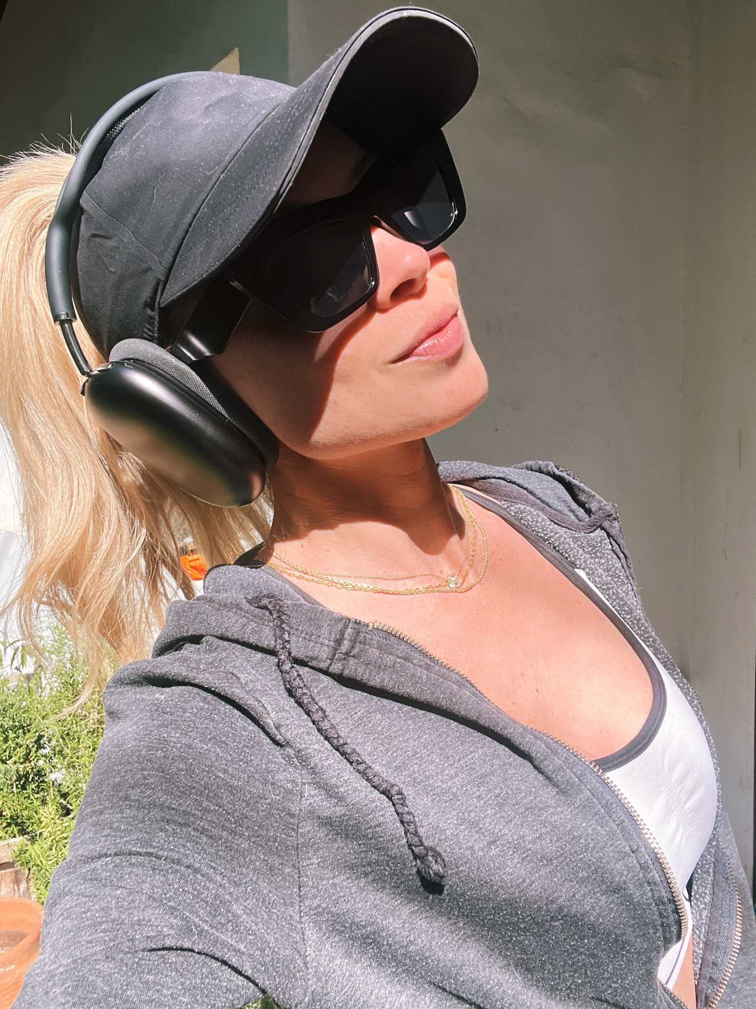 it’s the high pony option for me. i LOVE this hat by Lululemon. i love the versatility of being able to wear my hair up or down and it’s just so cute! i get a ton of compliments on it and am so happy to share it! i also love the subtle reflector on the bill of the hat

and of course my favorite - AirPods Max bc noise cancellation is key

#LTKFindsUnder50 #LTKActive #LTKFitness