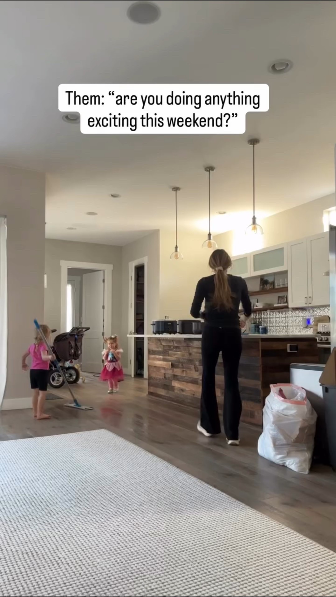 Most likely no. 😂 
However I do love a good cleaning reset each weekend! 

#millenialmoms #momhumor #coloradofamily #girlmom