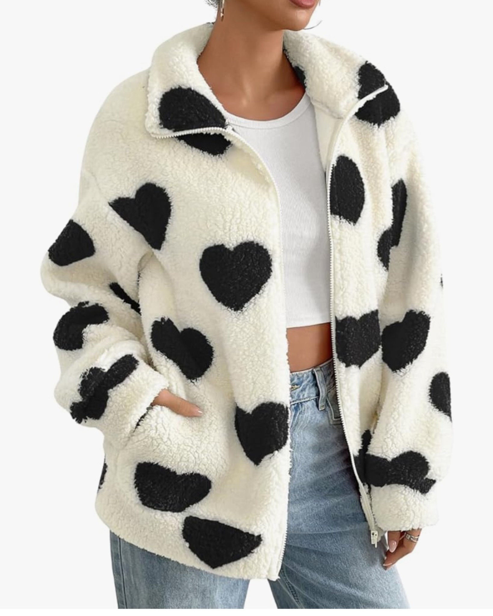 My heart sherpa . Very oversized fit! I’m wearing a small 

#LTKSaleAlert #LTKSeasonal #LTKValentine