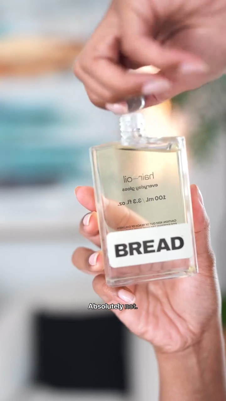 it’s like a lip gloss but for your hair 😍 i’ve loved @bread ever since they launched because they are so intentional about the ingredients they use and their products always smell so goood (and somehow nostalgic?!)

if you’re in need of a good hair oil I highly recommend this one, which you can snag a @sephora! and as usual the 🔗 is on my LTK

ad // #sephorasquad #BREADhairoil #breadhead #breadgloss  #naturalhairstyles #washandgo #curlyhairproducts