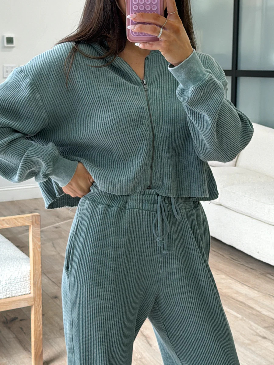 Alta Waffle Knit Crop Zip-Up | Sage | Talulah