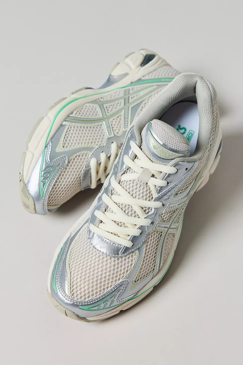 ASICS Women's GT-2160 Sneaker | Urban Outfitters (US and RoW)