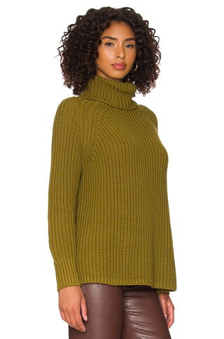 525 Turtleneck Shaker Pullover Sweater in Fir from Revolve.com | Revolve Clothing (Global)